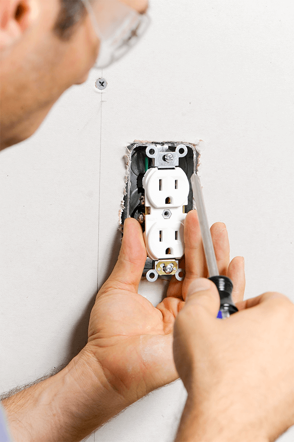 Skilled Electrical Service Professionals in Kaukauna
